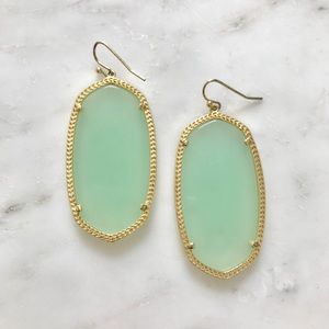 Kendra Scott Danielle earring in Chalcedony